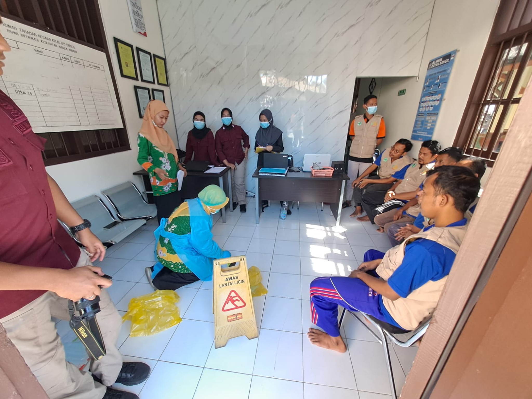Spill Kit: Penyelamat Lingkungan Saat Terjadi Tumpahan Bahan Berbahaya